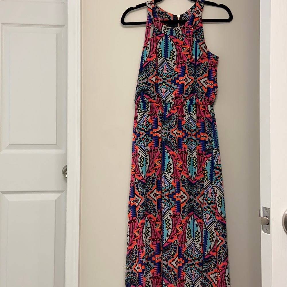 patterned maxi dress